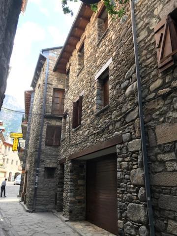 Casa Marsal Guest House Benasque Exterior photo